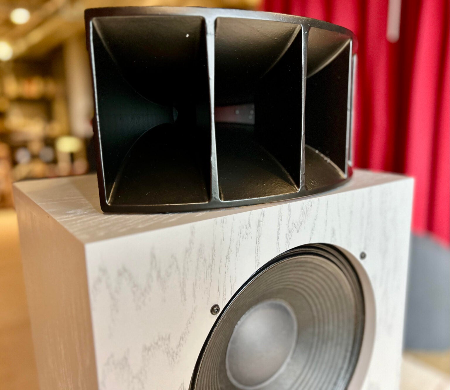 Introducing the Exclusive Klipsch + OJAS kO-R1 Speaker at Soundlux Audio
